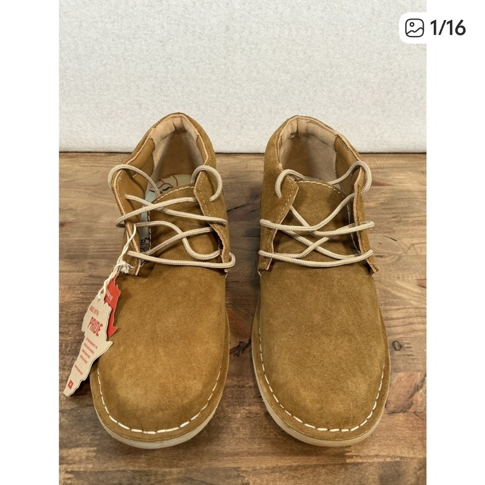 Oliberte Tan Suede Chukka Boots (EUC) Size US 8.5 EU 41